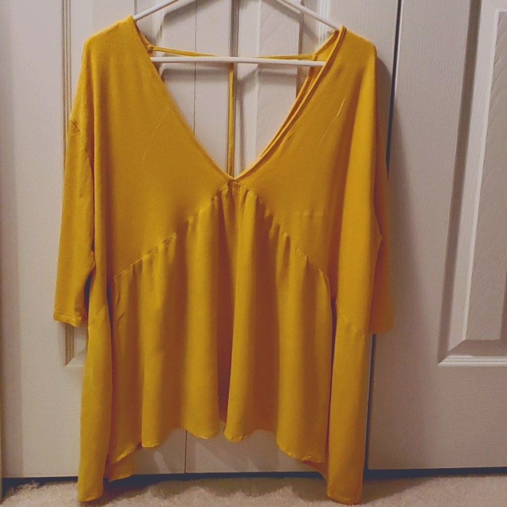 Altar'd State L mustard shirt